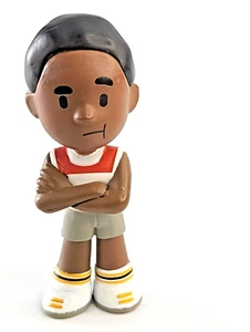 Funko Stranger Things Mystery Minis Serie 2 Lucas Brazos de Pie Cruzados - Imagen 1 de 6