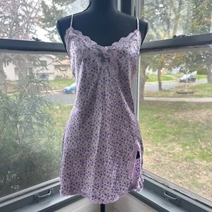 Y2K 00s Victoria's Secret satin purple lavender floral slip lace trim sz L women - Picture 1 of 12