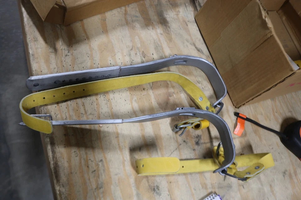 NUEVO BUCKINGHAM poste/espuelas de escalada de árboles Foto 1 de 1