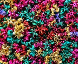 1,000 Pcs Assorted Metallic 10mm Starflake Sunburst Plastic Acrylic Craft Beads - Picture 1 of 2