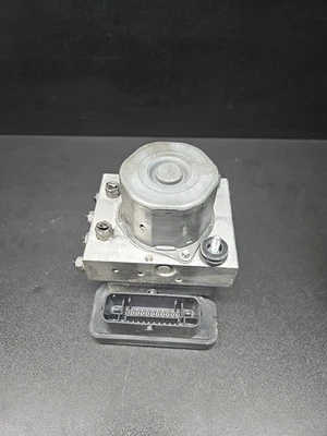 2014-2018 MASERATI GHIBLI SQ4 ABS BOMBA/MÓDULO 6701020440 FABRICANTE DE EQUIPAMENTO ORIGINAL - Imagem 1 de 4