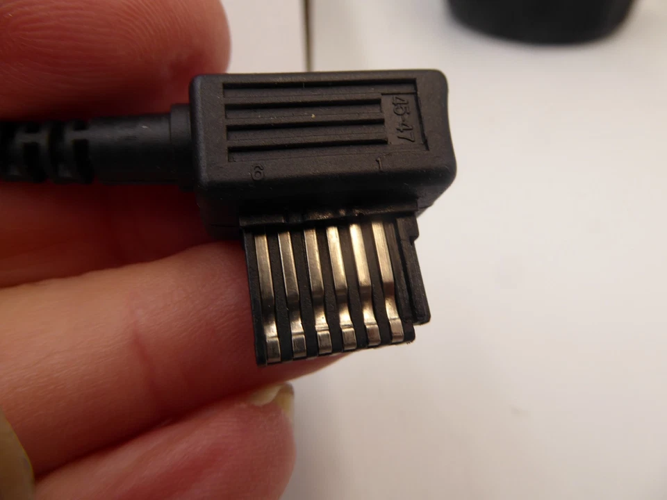 Metz Co-axial Synch Cable 45-47 for 45CL-1, CL-3, CL-4, CT-3, CT-4 and 60CT-4 - Image 1 of 3