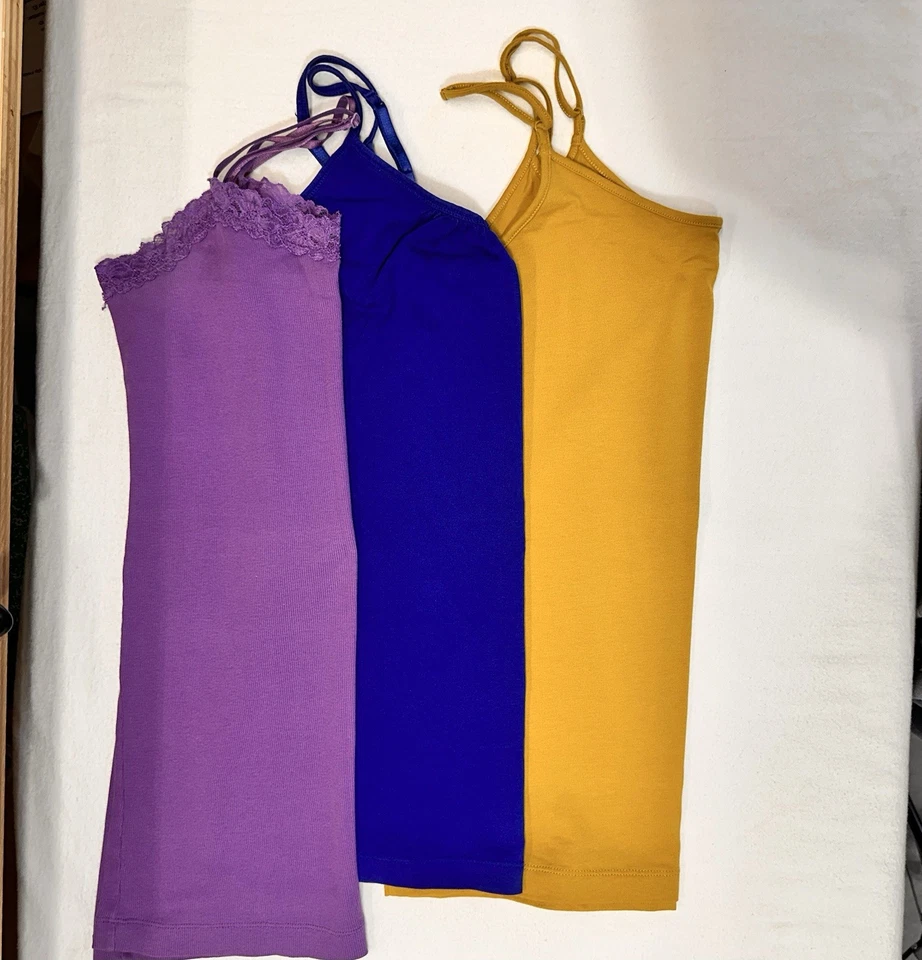 Ann Taylor Loft Women’s Shirt Set Of 3 Gap Relativity Size M/S Tank Tops Cotton - Image 1 of 4