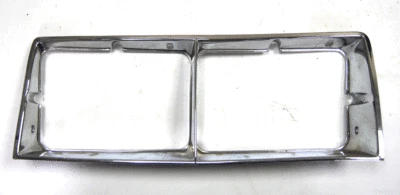 Bisel de faro derecho cromado Chevrolet Celebrity 1982-1983 nuevo CV07025 14026988 Foto 1 de 4