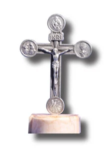 Standing Metal Crucifix on Resin Water Font, 110mm x 67mm - Bild 1 von 3