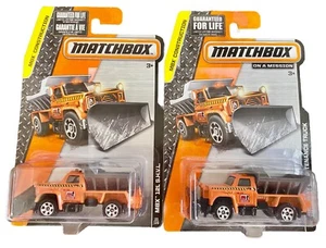 Matchbox 2015 Orange (2) Highway Maintenance Truck Snow Plows 33/120 ERROR LABEL - Picture 1 of 2