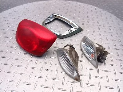 06-08 Vespa LX 150 LX150 2006 OEM luz trasera freno señales de giro lote Foto 1 de 4