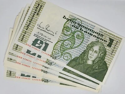 Ireland 1989 Queen Meabh £1 Pound Banknote from Slab in Sequence Crisp Unc - Image 1 of 4