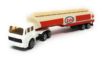 Cisterna de gasolina Majorette nº 364 Mercedes ESSO. Vintage. Hecho en Francia. 1/100 Foto 1 de 2