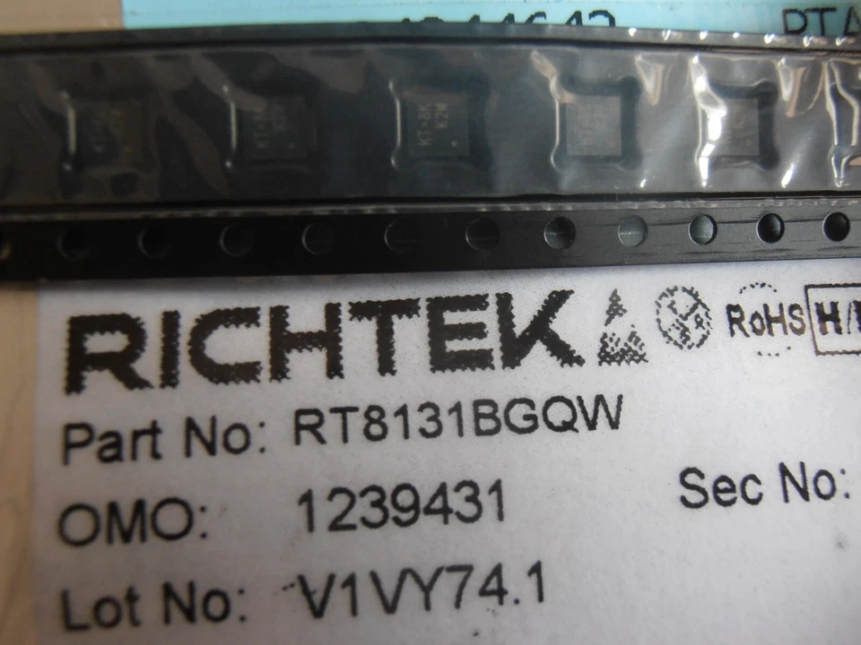 4x Controlador PWM Buck síncrono de alta eficiencia RT8131BGQW 5V WDFN10 RICHTEK Foto 1 de 1