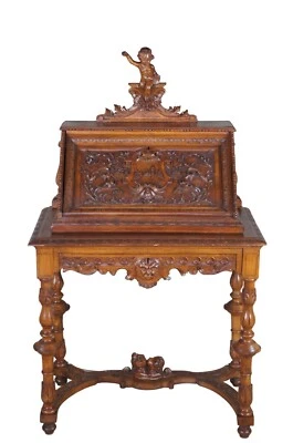 Escritorio antiguo italiano renacentista nogal tallado 52" Foto 1 de 4