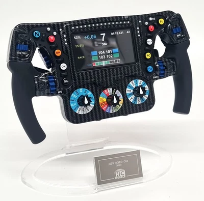 HCM 1/2 Alfa Romeo C43 F1 Replica Lenkrad 2023 + Ständer Resin Scale Modell  - Bild 1 von 4