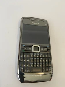 Nokia E71 Silver Smartphone - Original in Excellent Condition - Picture 1 of 3