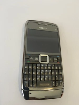 Nokia E71 Silver Smartphone - Original in Excellent Condition - Image 1 of 4