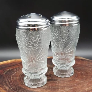 Tiara Exclusives Ponderosa Pine Glass Shakers Cheese & Sugar VTG Clear Pressed - Picture 1 of 8