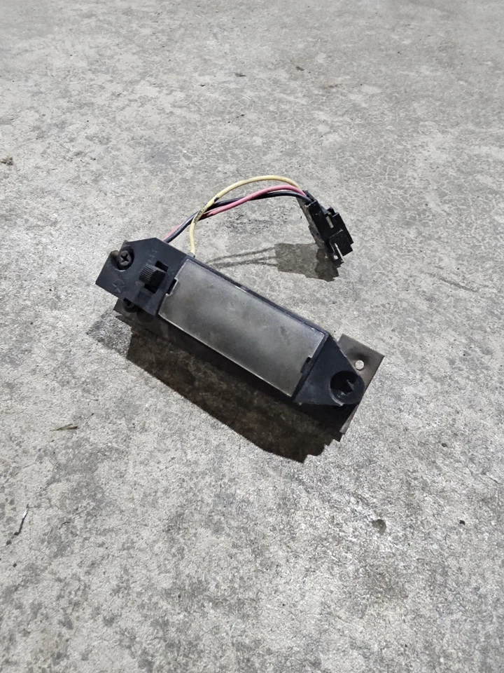 Dodge Ram 1989-1993 luz de tablero mapa lámpara interior OEM D150 D250 W350 D350 W250 Foto 1 de 2