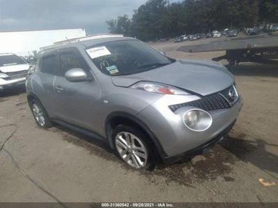 Used Turn Signal / Parking Light Assembly fits: 2012 Nissan Juke Park Lamp-Turn Foto 1 de 4