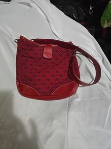Dooney and Bourke Schultertasche burgunderfarben Stoff mit Lederbesatz - Bild 1 von 5