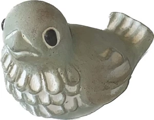 ISABEL BLOOM Green 5” BABY BIRD Chick Chickadee Cement Figurine SIGNED - Picture 1 of 8