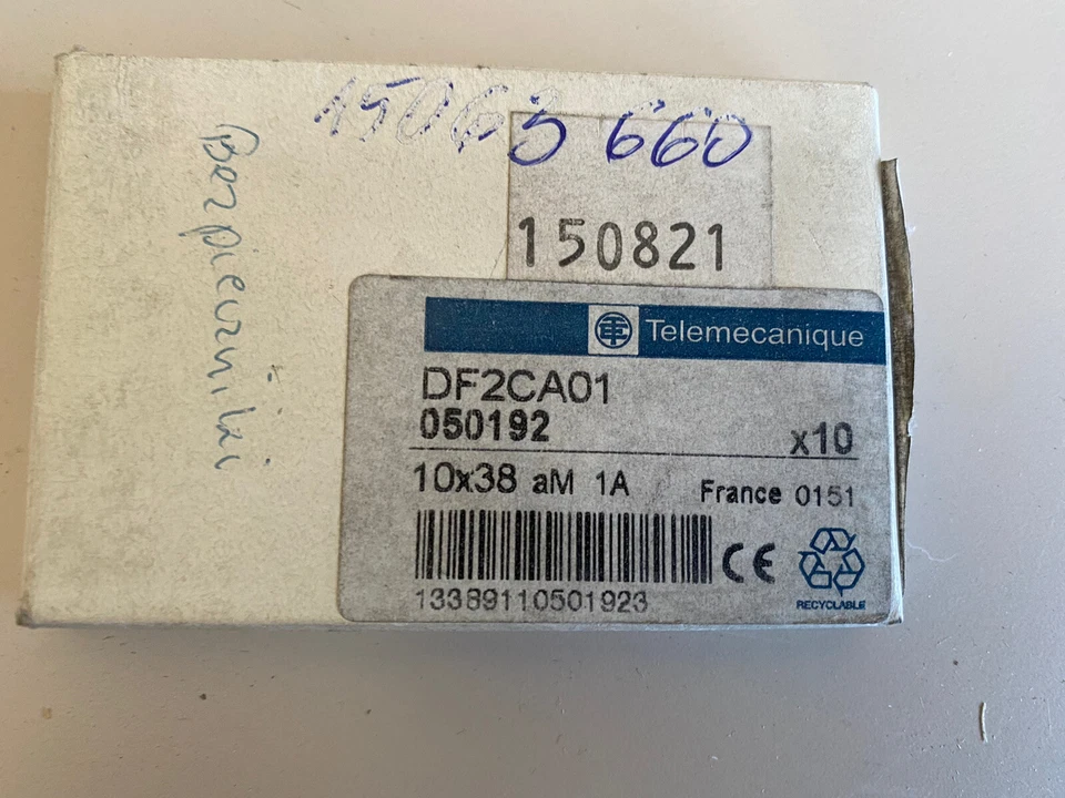 SCHNEIDER ELECTRIC FUSIBLE NFC 10X38MM CILÍNDRICO, AM 1A, 10 uds Foto 1 de 1