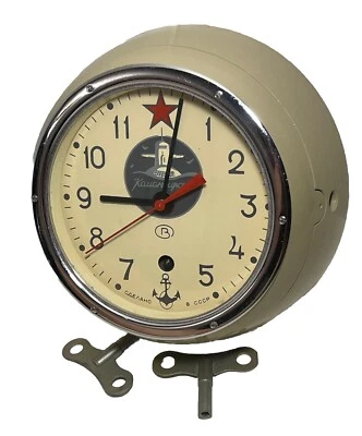 Reloj Submarino Vintage Ruso Confiable Soviético Cccp Marina Real con 2 Llaves Pesado Foto 1 de 4