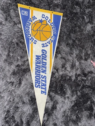 GOLDEN STATE WARRIORS  NBA BASKETBALL VINTAGE RETRO PENNANT Cover