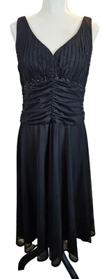 Vestido midi negro sin mangas Chadwicks corpiño con cuentas y superposición transparente talla 14 Foto 1 de 4
