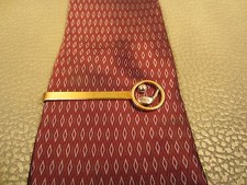Vintage Yellow Gold Plated Golf Ball and Club Tie Bar