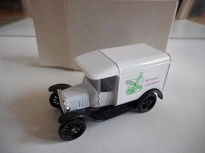 Matchbox 1921 Model T Ford "50 Years Liberation" in weiß in Box - Bild 1 von 2