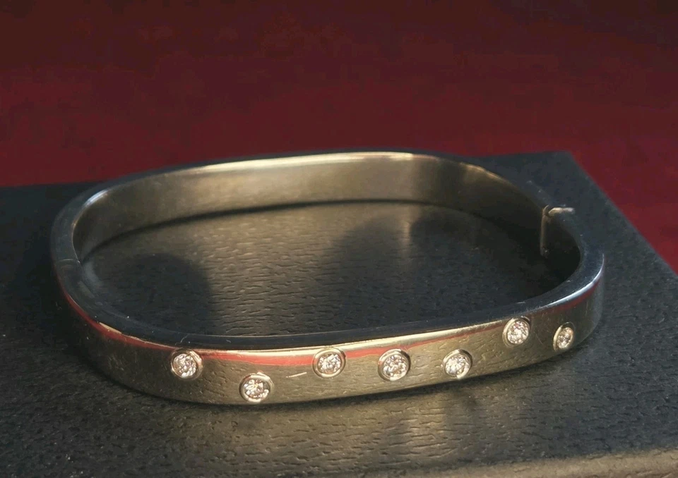 Brazalete Brazalete Brazalete Personalizado Estate Oro 12KT con 7 Diamantes Dispersos Tenis  Foto 1 de 4