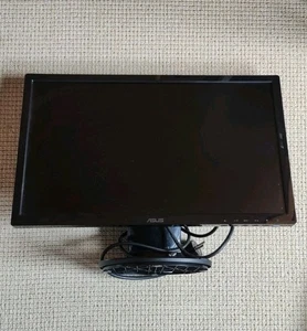 ASUS VE228TR LCD Monitor FULL-HD DVI-D, VGA D-Sub 21,5" LCD 1920x1080 5ms - Photo 1/5