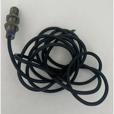 Proximity Sensor 240V TELEMECANIQUE XS1M12MA230 - Image 1 of 4