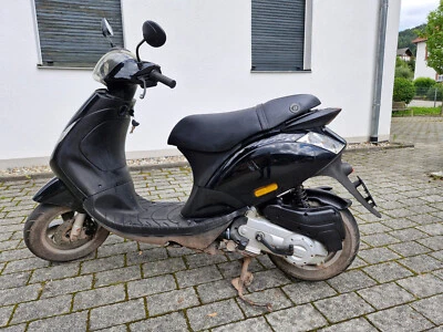 Motorroller Piaggio Zip 50 ccm gebraucht - Bild 1 von 4