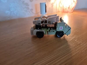 Transformers -The Last Knight - Turbo Charger Vehicle - Autobot Hound - Picture 1 of 4
