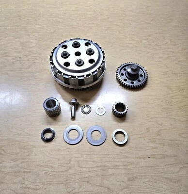 Suzuki Intruder VS800GL 1996 embrague completo canasta placas de buje OEM Foto 1 de 4