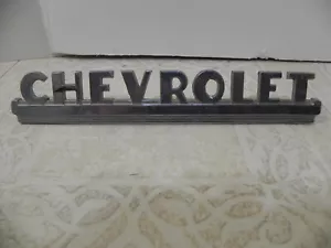 Vintage 47-53 Chevy Truck Hood Emblem Chevrolet Chrome OEM Used #3699024 - Bild 1 von 3