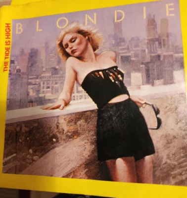 BLONDIE: THE TIDE IS HIGH / Suzy and Jeffrey 45 RPM W/PIC SLEEVE 80'S ROCK NM- - Image 1 of 4