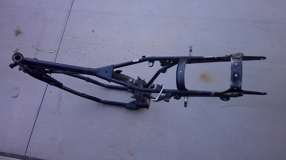 Cuadro chasis Kawasaki KE100 1976-1981 enduro Foto 1 de 4