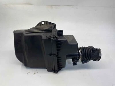 Б/у воздухоочиститель в сборе подходит: 2013 Chevrolet Impala California выбросы opt N - Изображение 1 из 4