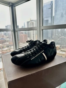 Louis Vuitton Men’s Sneakers AUTHENTIC  Size 9 - Picture 1 of 4