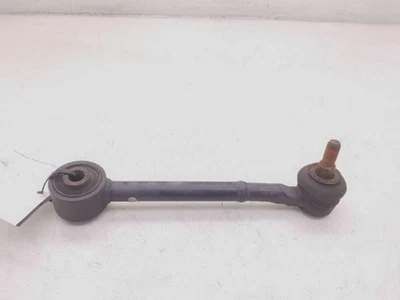 11-17 LEXUS CT200H СО СТОРОНЫ ВОДИТЕЛЯ ЗАДНИЙ НИЖНИЙ РЫЧАГ УПРАВЛЕНИЯ В СБОРЕ  - Изображение 1 из 4