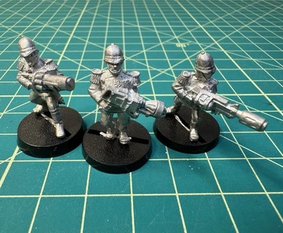 战锤 40K Praetorian Guard 特种武器 (3) 金属 OOP 第 2 版 — 第 1/3 张图片