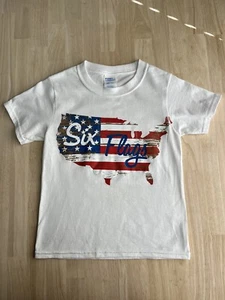 (XS) SIX FLAGS America Flag Print Shirt YOUTH White PATRIOTIC Graphic Tee NWOT - Picture 1 of 6