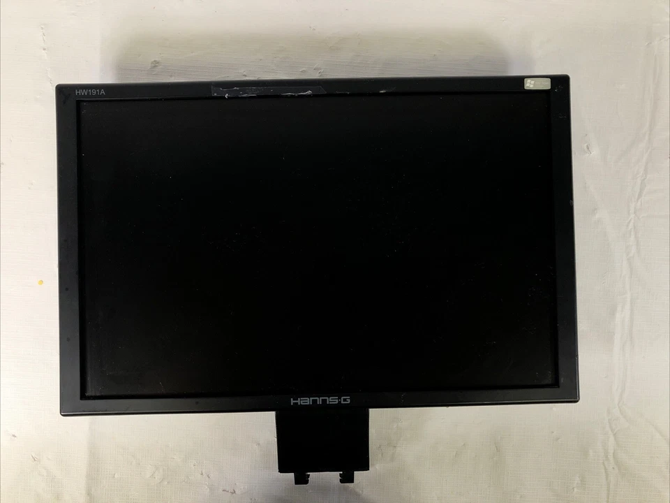 Hanns G - HW191A Widescreen LCD Display 19" Monitor - With VGA and power cord. - Image 1 of 4