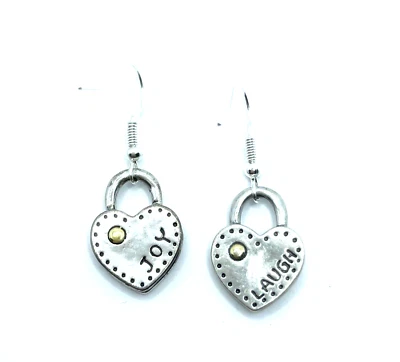 Pendientes personalizados de dos caras de plata Brighton Lock Hearts Joy & Laugh Foto 1 de 4