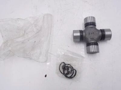 Универсальное соединение переднего вала заднего вала SKF для Chevrolet K3500 SP 1997-2000 годов выпуска - Изображение 1 из 3