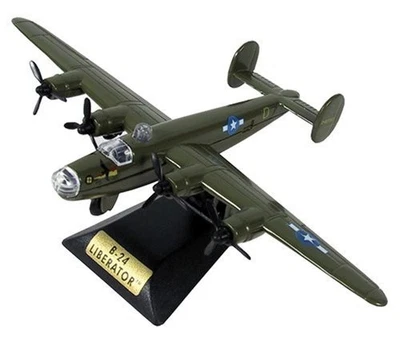 Motormax Skywings 1/100 Scale 77026 - B-24 Liberator With Display Stand - Image 1 of 3