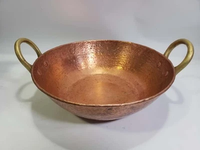 Antigua olla de cobre martillado de 12"" de alta resistencia vintage con asas de latón Foto 1 de 4