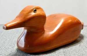 Lg Vtg 1992 Hand Carved Wooden Duck Mallard Solid Wood w/Glass Eyes SIGNED 10" - Picture 1 of 6