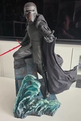 Sideshow Kylo Ren Premium Format 1/4 Statue Star Wars The Rise of Skywalker - Imagen 1 de 4